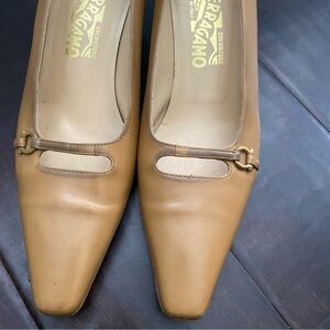 SALVATORE FERRAGAMO MIELE HONEY COLOR CALF LEATHER RAFAELLA PUMP SHOES 10B